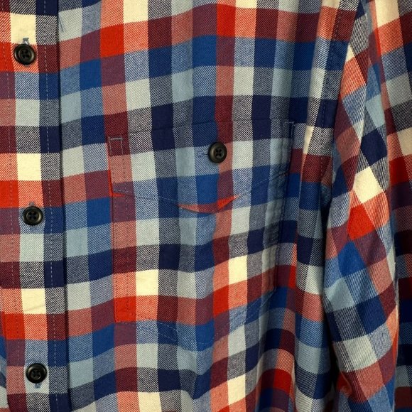 L.L.Bean Lakewashed Finni L/S Shirt, Size Medium Reg., Warm‎ Red Plaid, NWT - Picture 4 of 9